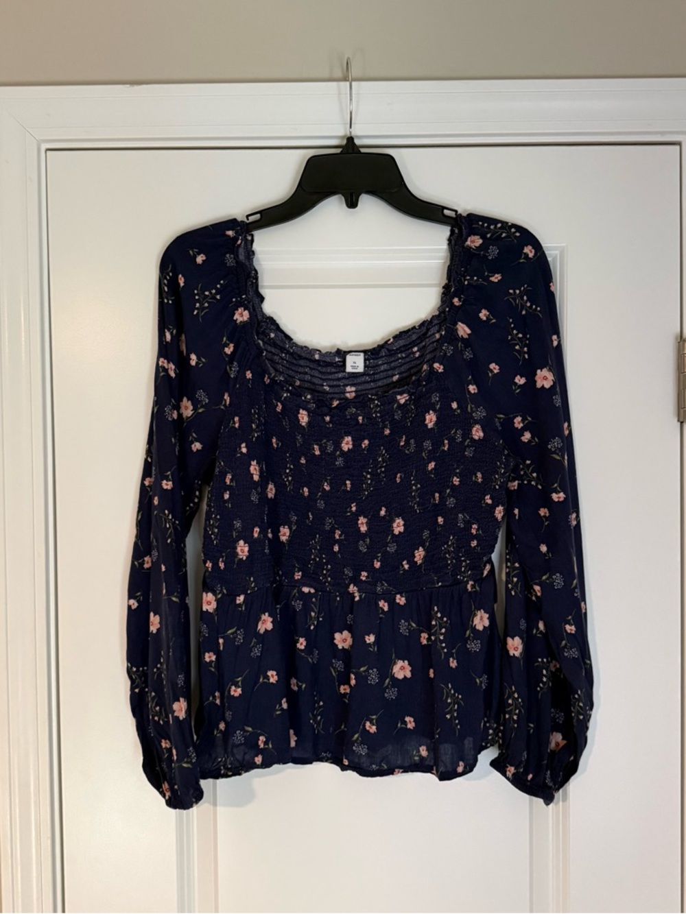 Old Navy Navy Floral Smocked Long Sleeve Peplum Blouse with Pink Flowers